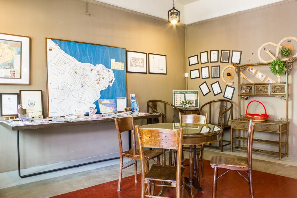 Homeaway Townhouse 1934 George Town Room photo